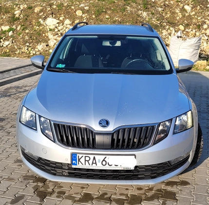 Skoda Octavia cena 52900 przebieg: 206000, rok produkcji 2019 z Olesno małe 92